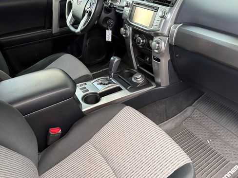 Certified 2018 Toyota 4Runner SR5 image 16