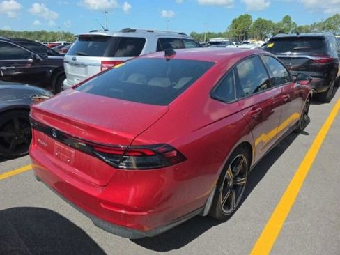 Used 2026 Honda Accord SE image 3
