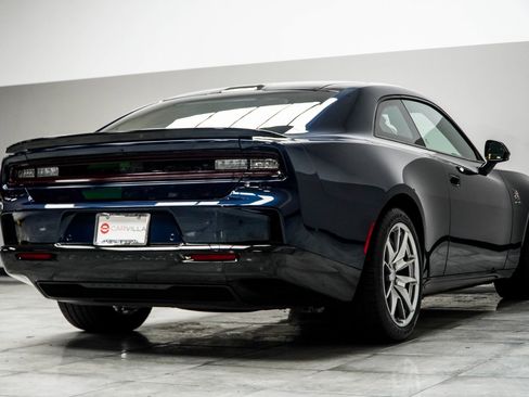 Used 2025 Dodge Charger R/T Scat Pack w/ Track Pack image 13