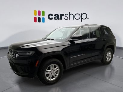 Used 2023 Jeep Grand Cherokee Laredo