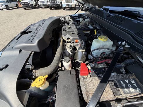 Used 2019 RAM 5500 Tradesman AWD/4WD image 20