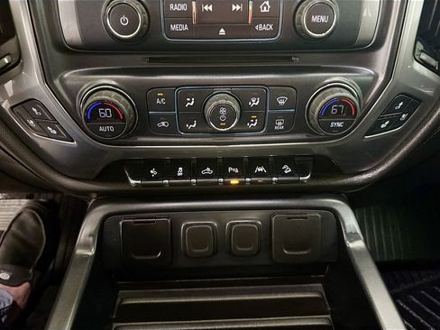 Used 2018 Chevrolet Silverado 1500 LTZ Z71 w/ LPO, Black Pack image 66