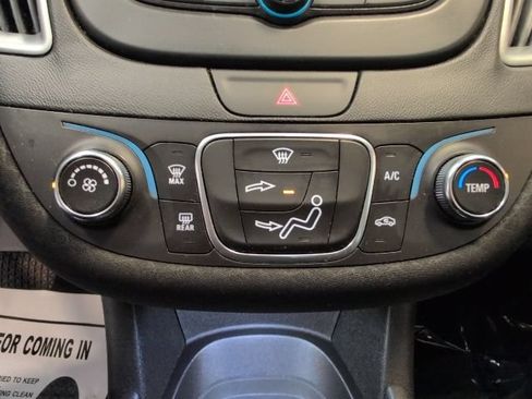 Used 2017 Chevrolet Malibu LS FWD image 22