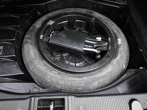 Used 2003 Mercedes-Benz C 230 Sedan image 97