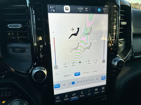 Used 2024 RAM 1500 Limited image 19