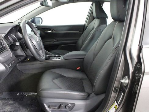 Used 2024 Toyota Camry XSE image 8