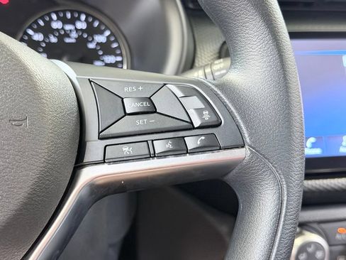 Used 2023 Nissan Kicks SV FWD image 44