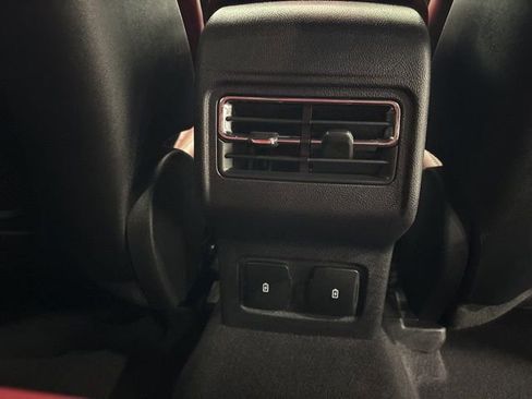 Used 2023 Lincoln Corsair Reserve w/ Rear Removable Package Tray AWD/4WD image 28