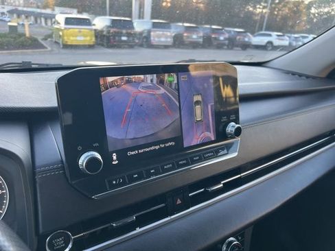 Used 2022 Mitsubishi Outlander SEL image 14