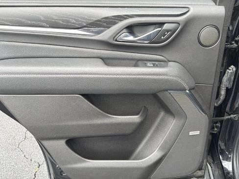 Used 2021 GMC Yukon Denali w/ Denali Premium Package AWD/4WD image 24