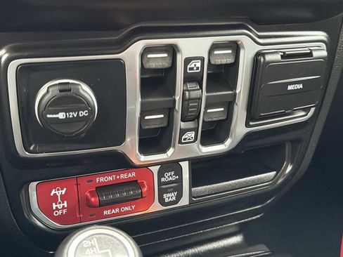 Used 2022 Jeep Gladiator Rubicon w/ LED Lighting Group AWD/4WD image 22