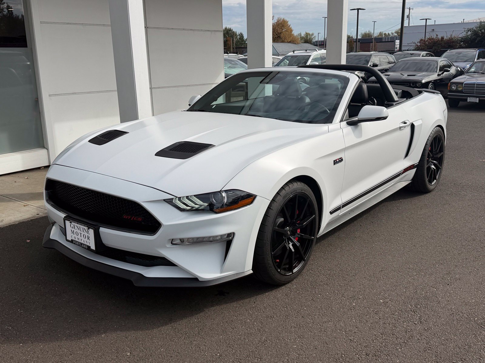Used 2023 Ford Mustang GT Premium w/ Equipment Group 401A RWD image 5
