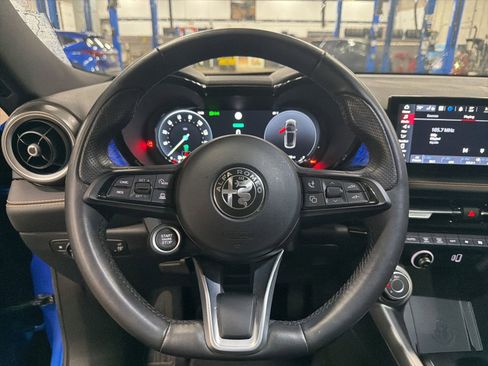 Used 2024 Alfa Romeo Tonale Ti image 12