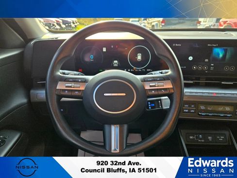 Used 2025 Hyundai Kona SEL FWD image 20