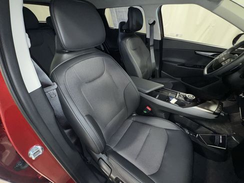 New 2025 Kia EV6 Light w/ Light LR Technology Package image 29