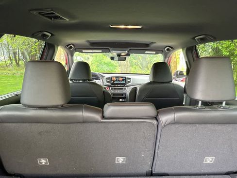 Used 2023 Honda Passport TrailSport image 26