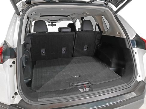 Used 2023 Nissan Rogue SV w/ SV Premium B Package AWD/4WD image 8