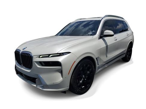 Used 2025 BMW X7 xDrive40i w/ Premium Package AWD/4WD image 2