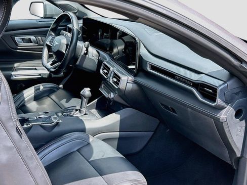Used 2025 Ford Mustang Premium RWD image 14