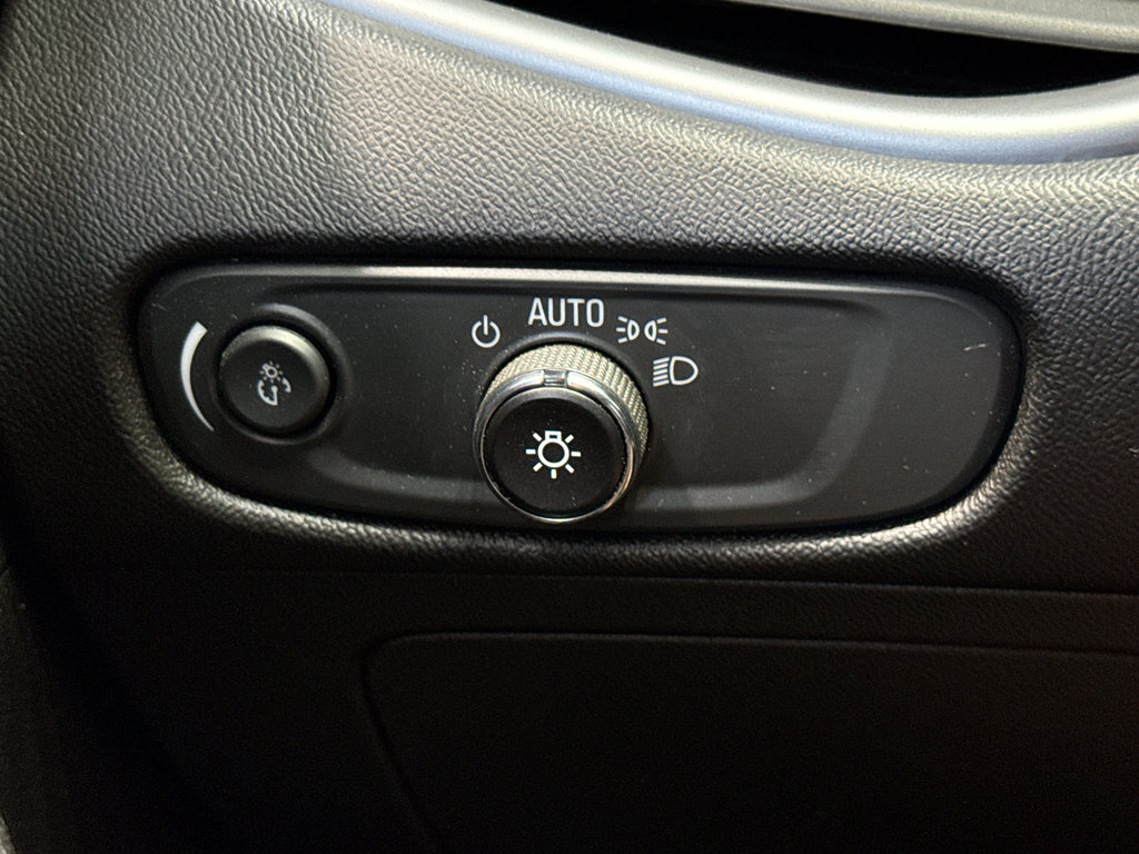 Used 2024 Chevrolet Malibu LT FWD image 26