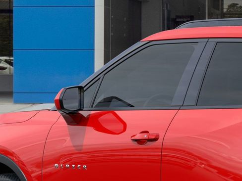 New 2025 Chevrolet Blazer LT w/ Convenience Package image 12