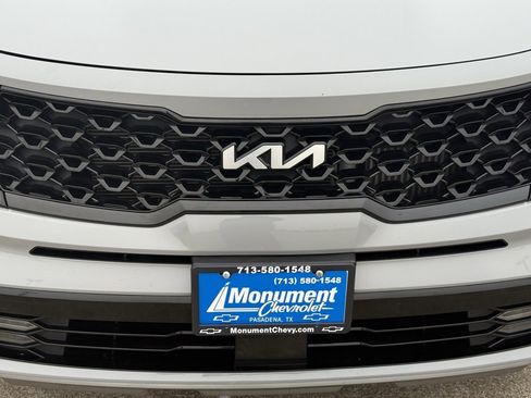 Used 2022 Kia Sorento SX image 4