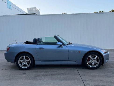 Used 2003 Honda S2000 image 13