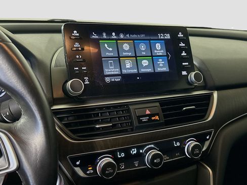 Used 2020 Honda Accord EX-L image 18