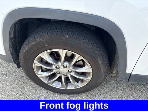 Used 2020 Jeep Cherokee Latitude Plus w/ Cold Weather Group AWD/4WD image 13