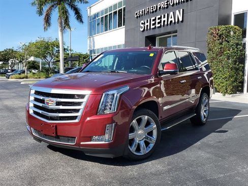 Used 2020 Cadillac Escalade Premium Luxury AWD/4WD image 52