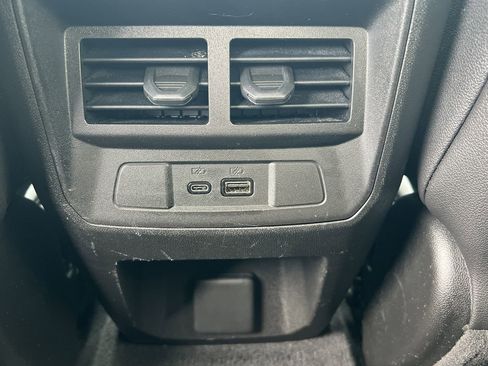 Used 2023 Chevrolet Colorado Z71 w/ Z71 Convenience Package 2 image 29