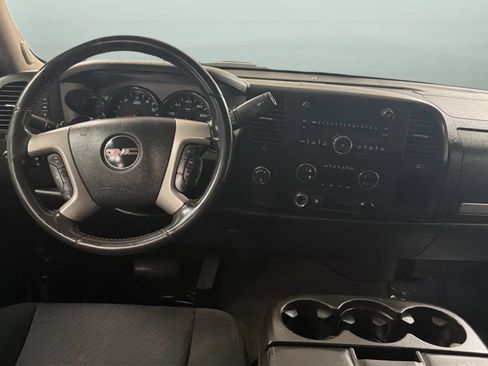Used 2011 GMC Sierra 1500 SLE w/ Power Tech Package AWD/4WD image 10