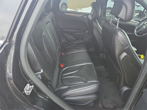 Used 2018 Lincoln MKC Premiere image 13