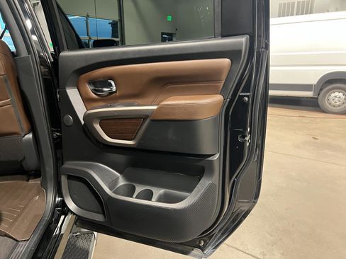 Used 2021 Nissan Titan Platinum Reserve w/ Moonroof Package image 35