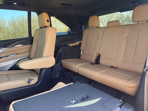 New 2025 Cadillac Escalade IQ Luxury 2 AWD/4WD image 49