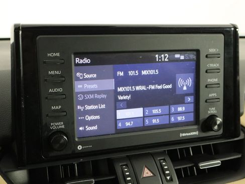 Used 2021 Toyota RAV4 XLE Premium image 29