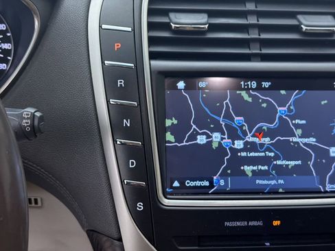 Used 2016 Lincoln MKX Reserve w/ Technology Package image 21