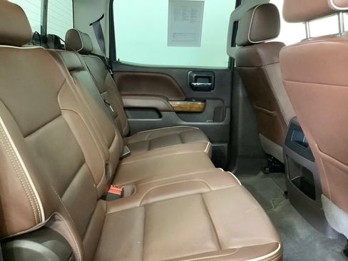 Used 2018 Chevrolet Silverado 1500 High Country AWD/4WD image 30