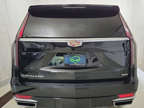 Certified 2023 Cadillac Escalade Premium Luxury AWD/4WD image 4