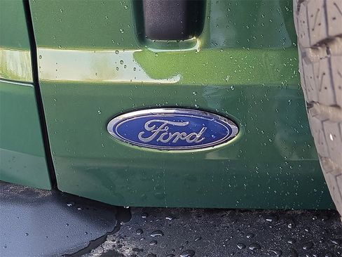 Used 2023 Ford Bronco Wildtrak image 28