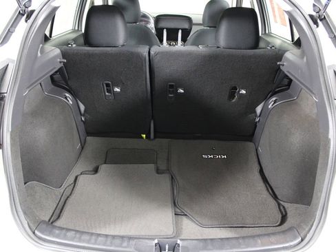 Certified 2023 Nissan Kicks SV FWD image 17