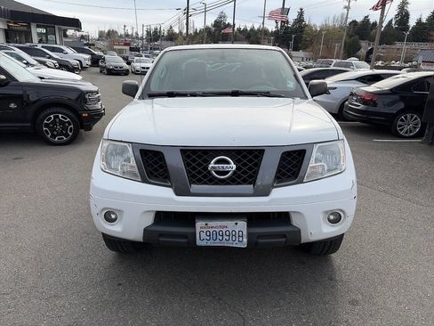 Used 2012 Nissan Frontier SV w/ Sport Appearance Pkg image 7