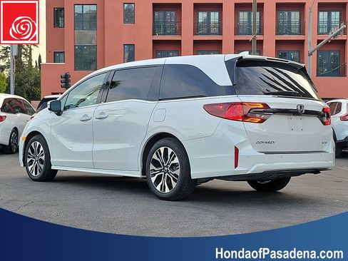 Certified 2026 Honda Odyssey Elite image 7