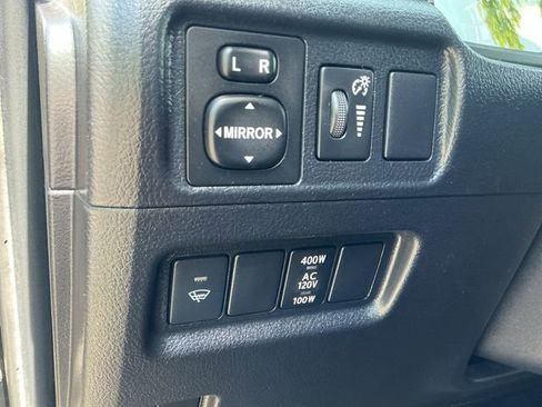 Used 2019 Toyota 4Runner TRD Off-Road Premium AWD/4WD image 25