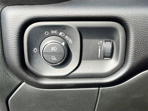 Used 2024 RAM 2500 Big Horn image 10