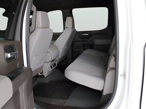 Used 2021 Chevrolet Silverado 1500 LT image 14