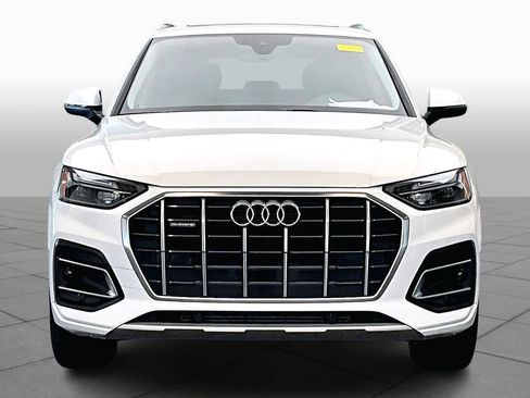 Certified 2023 Audi Q5 2.0T Premium w/ Convenience Package image 3