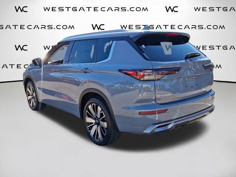 New 2025 Mitsubishi Outlander SEL image 4