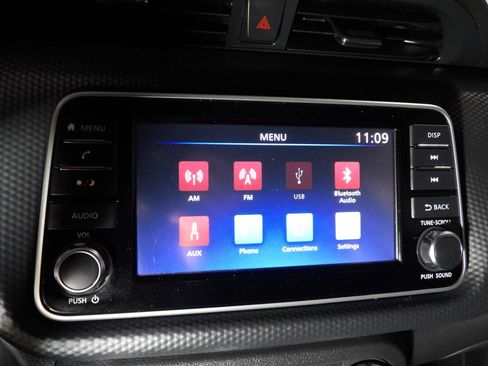 Used 2024 Nissan Kicks S image 13