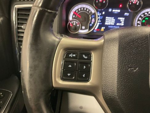 Used 2016 RAM 1500 Laramie w/ Convenience Group image 16